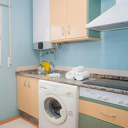 Moderno Con Garaje Balcones Y Aire Solo Familias Y Parejas Apartment *