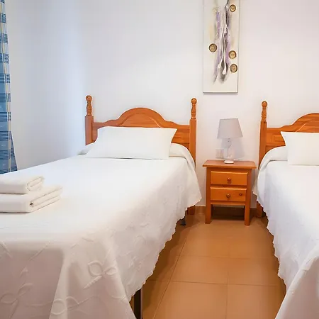 Apartment Moderno Con Garaje Balcones Y Aire Solo Familias Y Parejas *