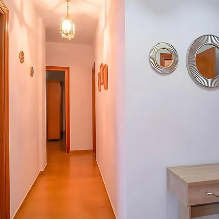 Moderno Con Garaje Balcones Y Aire Solo Familias Y Parejas * Conil De La Frontera